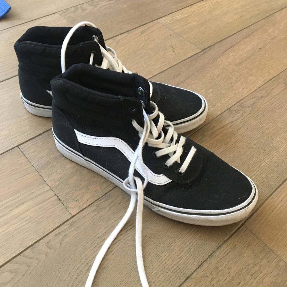 Black vans high tops